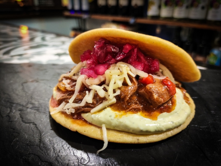 El Perequén 10 Canary Street Food Restaurante Canario en Mercado San Fernando